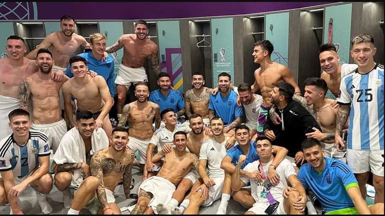 El vestuario de Argentina explota de felicidad por alcanzar la final del Mundial 2022
