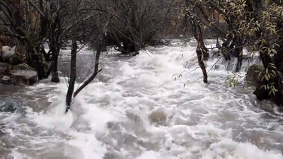 Fuerte crecida del río Manzanares en La Pedriza