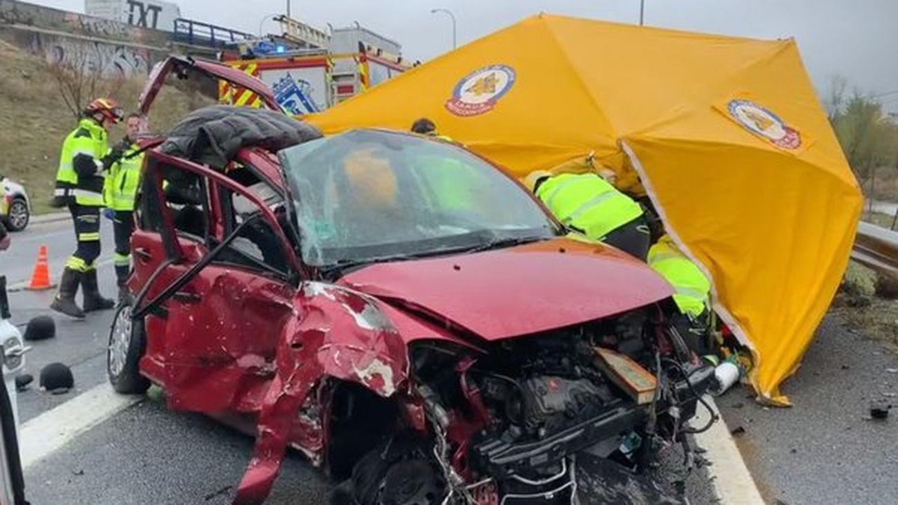 Accidente ocurrido este martes en la M-301, en el entorno del barrio de Butarque (Villaverde)
