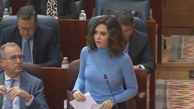 Ayuso:  "Hoy es el día más oscuro del mes más oscuro de la democracia"