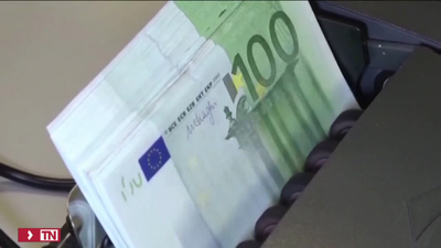 La inflación de la eurozona baja por primera vez en 17 meses