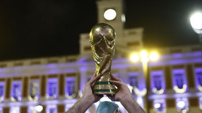 Argentinos y franceses de Madrid viven con nervios e ilusión la gran final del Mundial