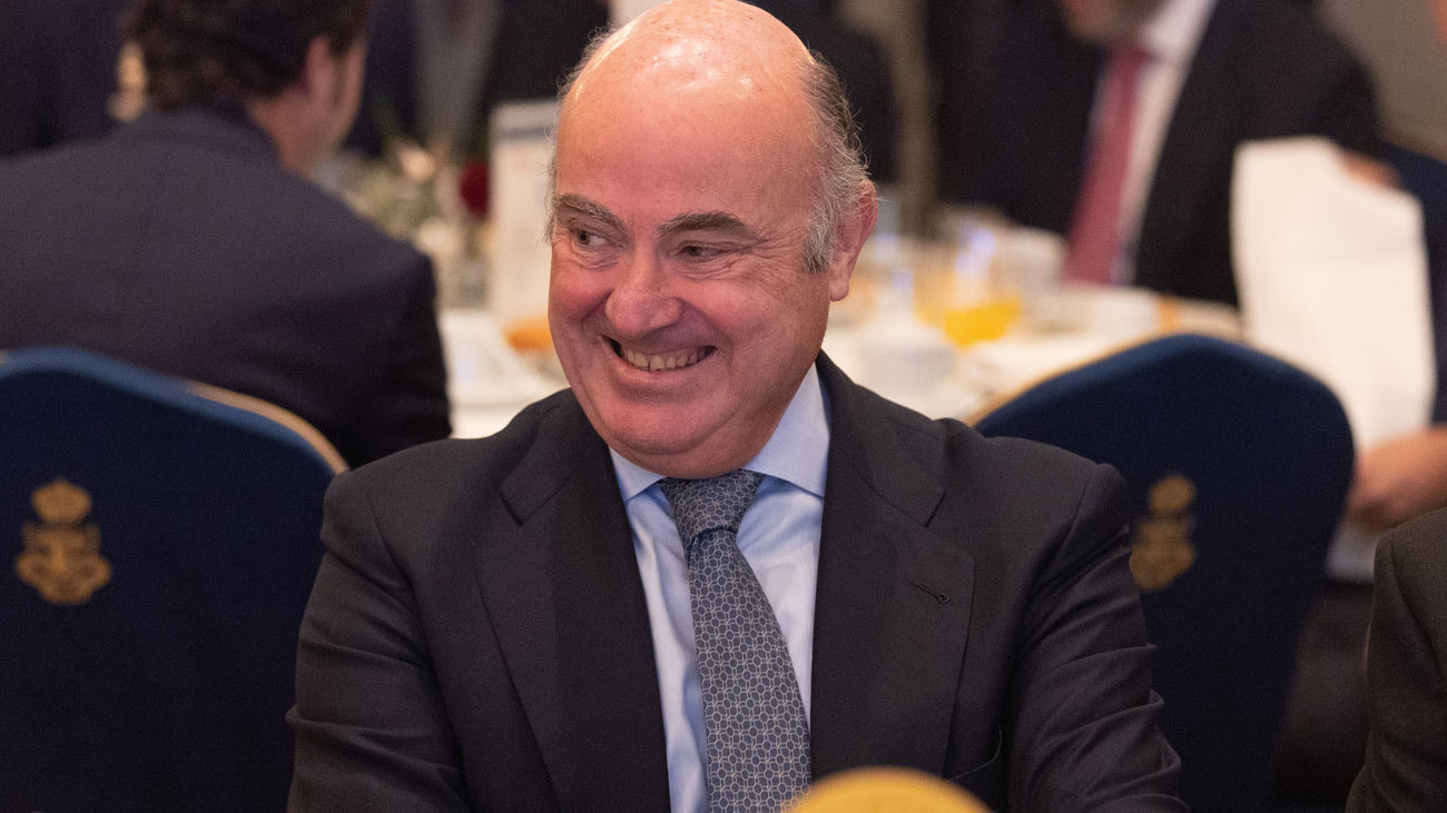 Guindos advierte que continuará la subida de tipos de interés: "El final no está cerca"