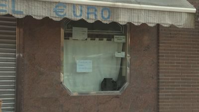 Golpean con un hacha al dueño de un bar de Getafe para robarle la caja registradora