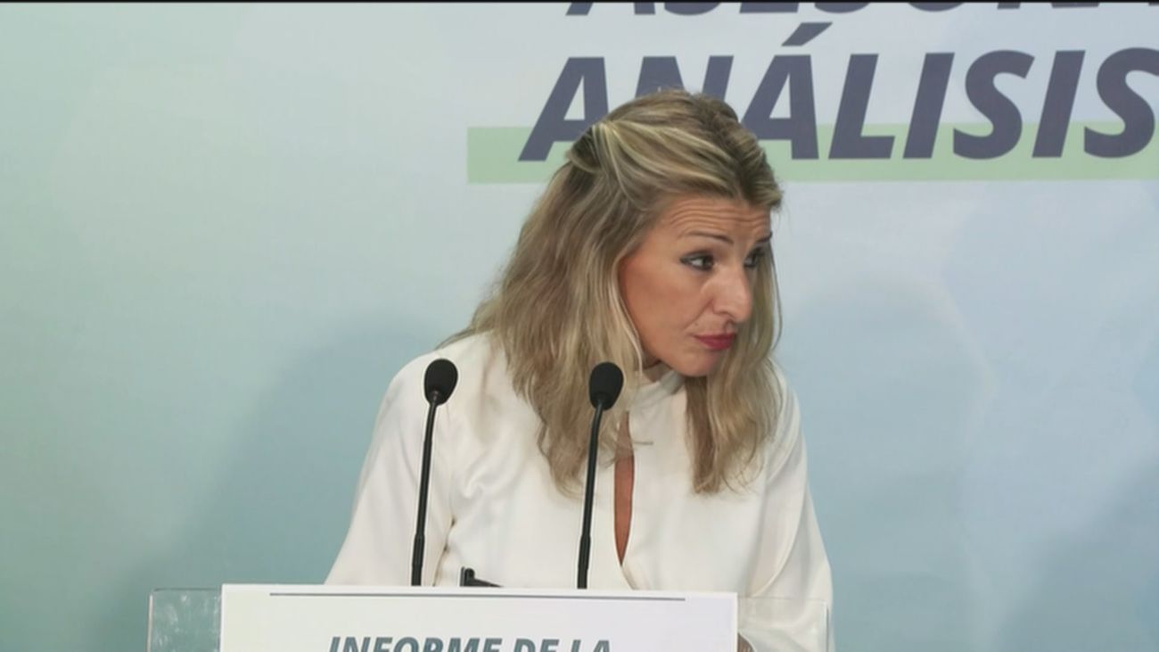 Los inspectores de Trabajo abuchean a Yolanda Díaz mientras presenta el nuevo Salario Mínimo Interprofesional