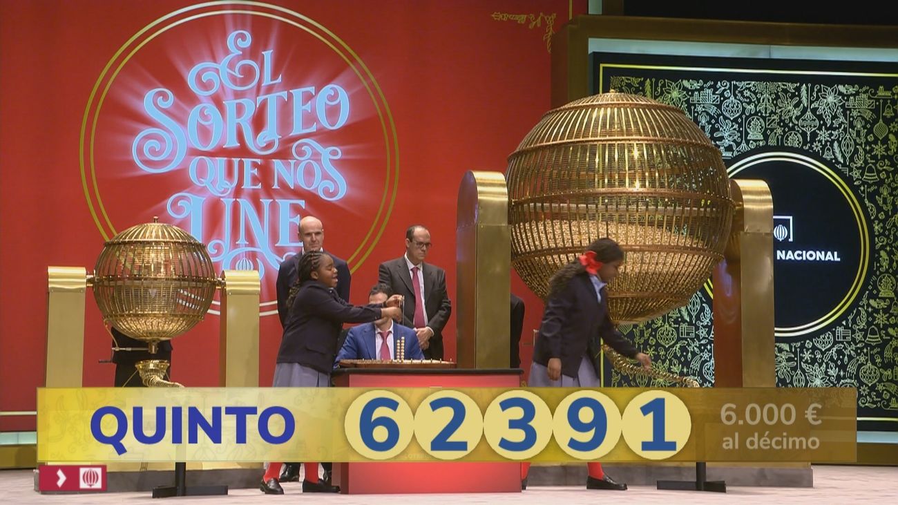 El 62.391, el 43.696, el 88.509, el 38.454,el 24.492 ,79.138 , 36.142 y el 87.092,  los quintos premios que dejan una lluvia de millones en Madrid