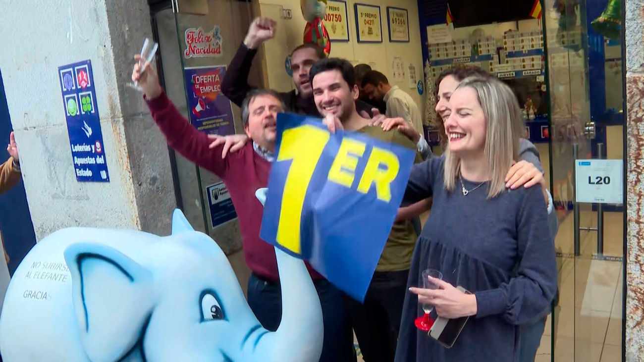 La administración El Elefante de Arenal, en el centro de Madrid, vende 10 décimos del Gordo de Navidad