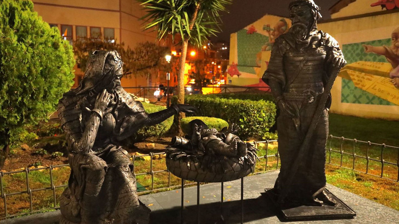 Fuenlabrada estrena un Belén hecho con neumáticos