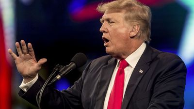 Meta restablecerá las cuentas de Trump en Facebook e Instagram