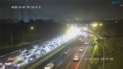 Atascazo de varios kilómetros en la M-40, en la zona de Montecarmelo, por un accidente