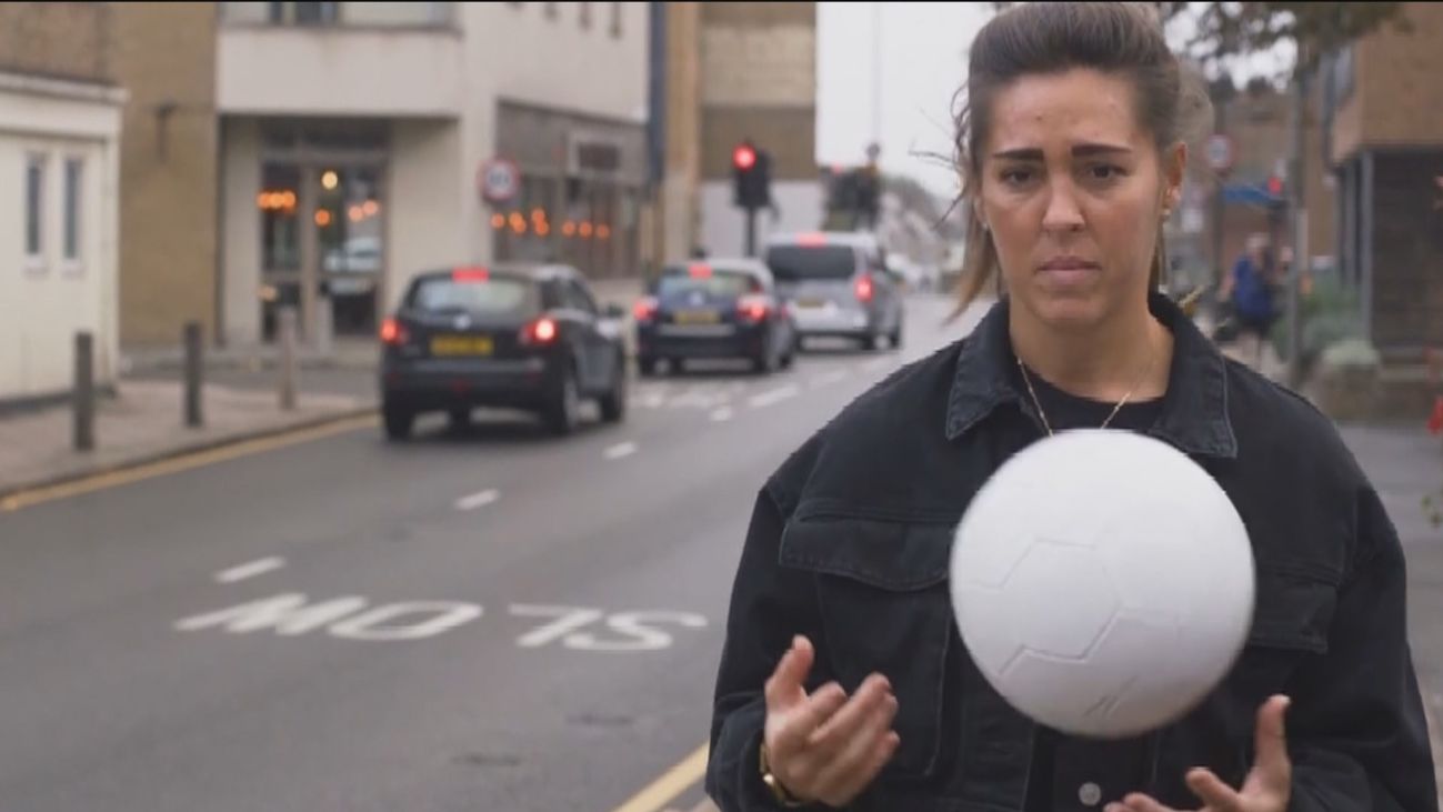 Fara Williams, de la indigencia a liderar la selección de Inglaterra