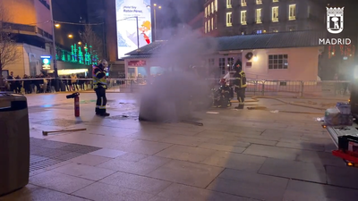 El incendio en una galería subterránea en Callao deja sin luz a más de 1.000 vecinos