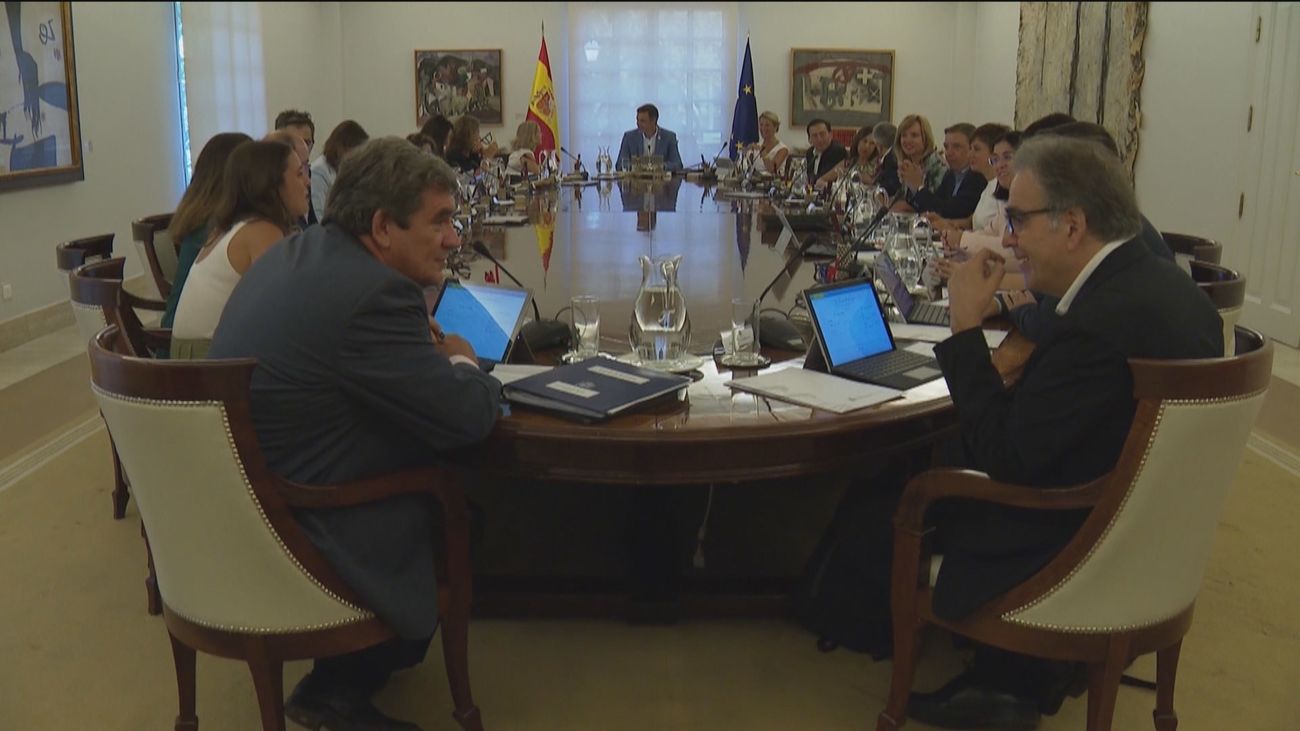 Podemos presiona al PSOE para imponer su escudo social en el nuevo plan ...