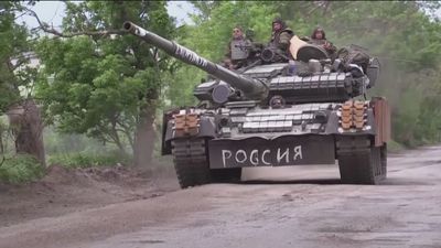 Zelenski: "Rusia tiene cada vez menos misiles y se hunde en callejón sin salida"