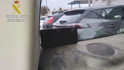 Detenido por controlar a su exmujer con una cámara de vigilancia