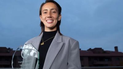 Virginia Torrecilla, premio 'The Guardian' a futbolista del año