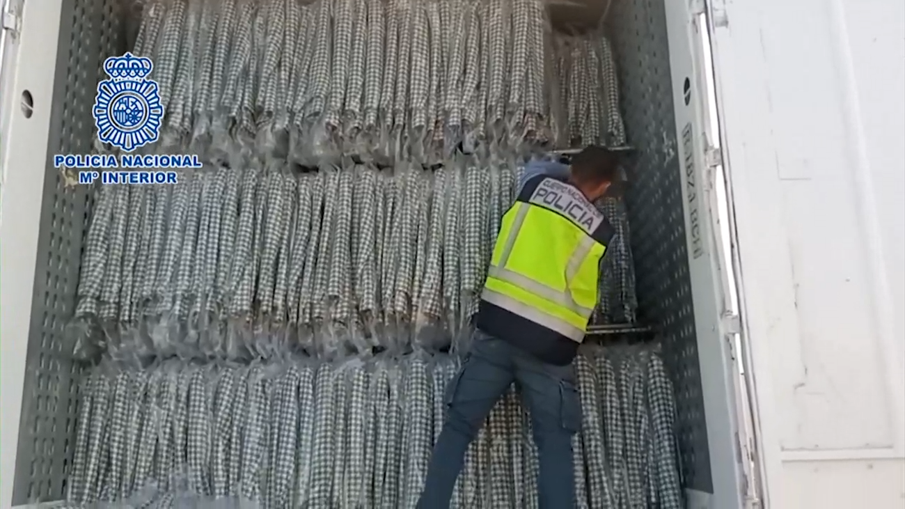 Detienen 'in fraganti' en Ciempozuelos a tres ladrones de camiones