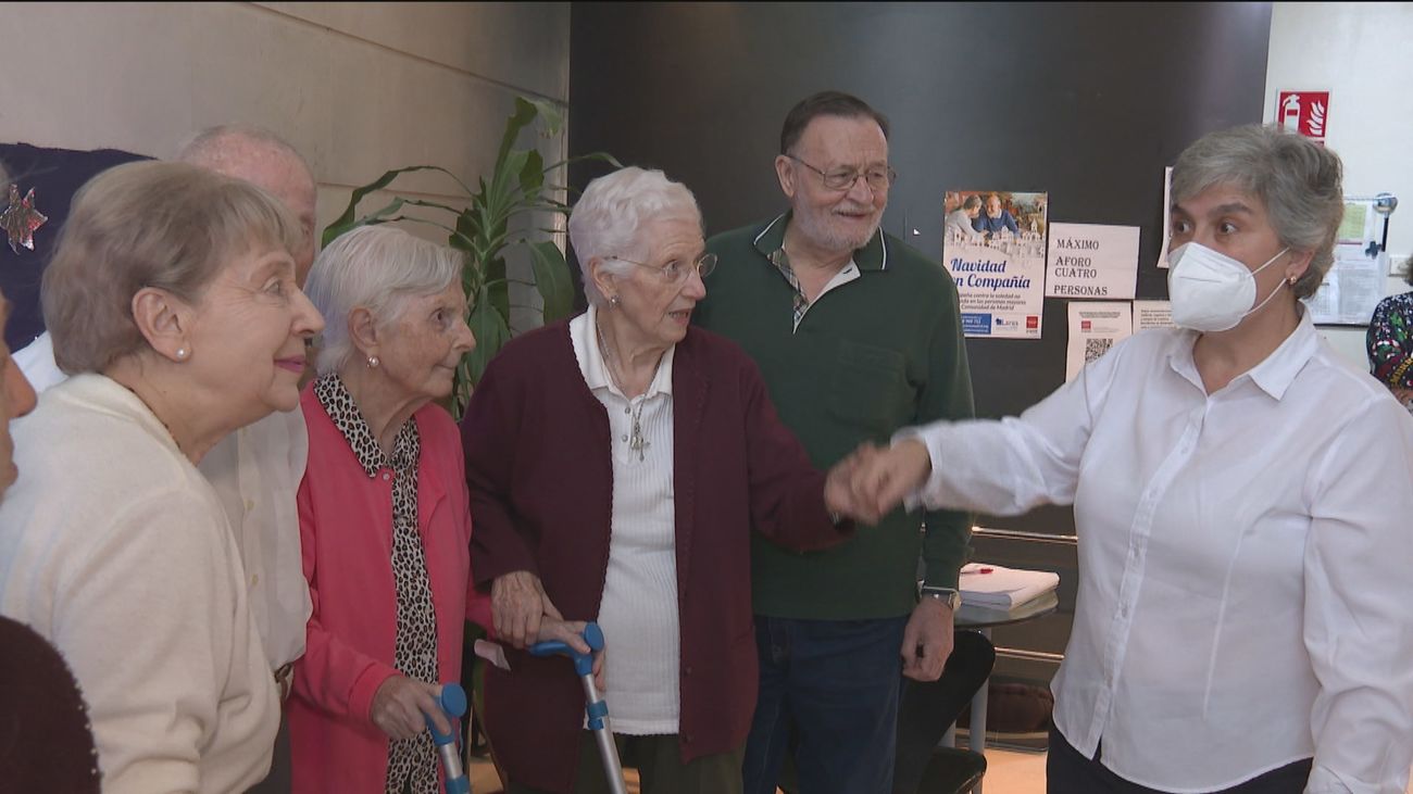 Madrid invierte 7,6 millones en 425 plazas especializadas en residencias de mayores