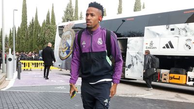El Real Madrid llega a Cáceres en autobús en medio de una gran expectación