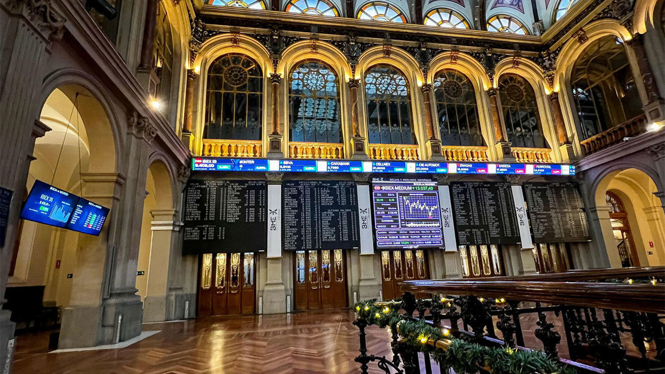 El Ibex 35 sube un 0,33% y acaricia los 8.400 puntos