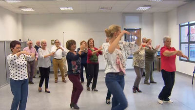 El éxito de los talleres de baile para envejecer de forma activa en Paracuellos del Jarama