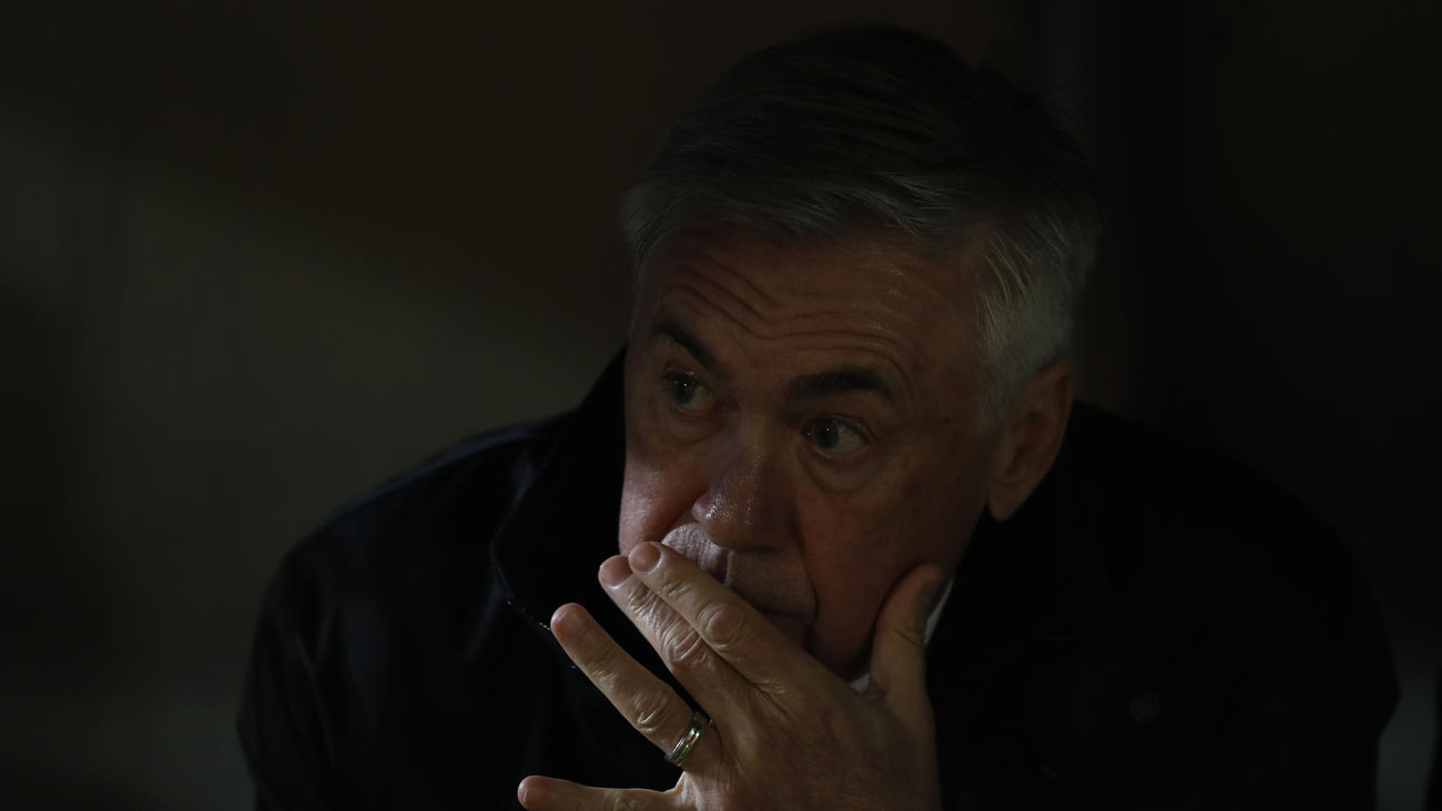 Ancelotti, sobre el césped del Cacereño: "No es fútbol, es otro deporte"