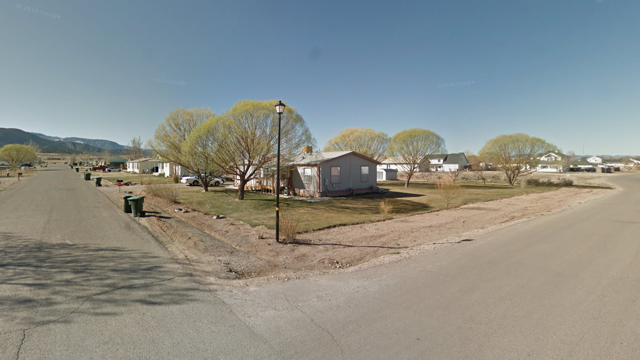 Hallados muertos por disparos los 8 miembros de una familia en Enoch, EEUU