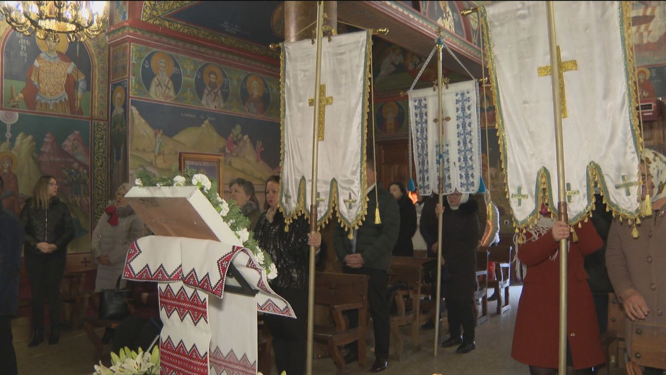 Los ucranianos que viven en Madrid celebran una misa para cerrar su Navidad