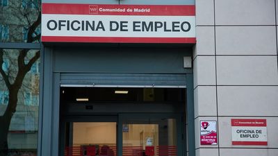 España lidera el desempleo en la UE con un 12,4% de paro