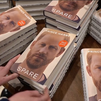 'En la sombra', las memorias del príncipe Harry, ya son un gran éxito de ventas en su primer día en las librerías