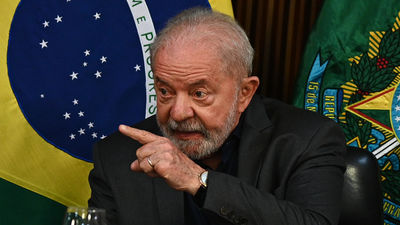 Lula destituye al comandante del Ejército brasileño
