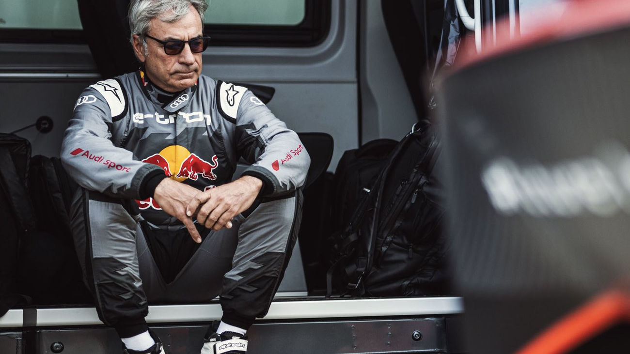 Sainz abandona el Dakar al no poder reparar su coche