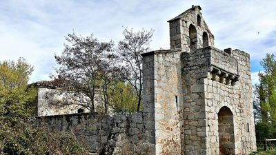 El Escorial quiere salvar la iglesia medieval de Navalquejigo