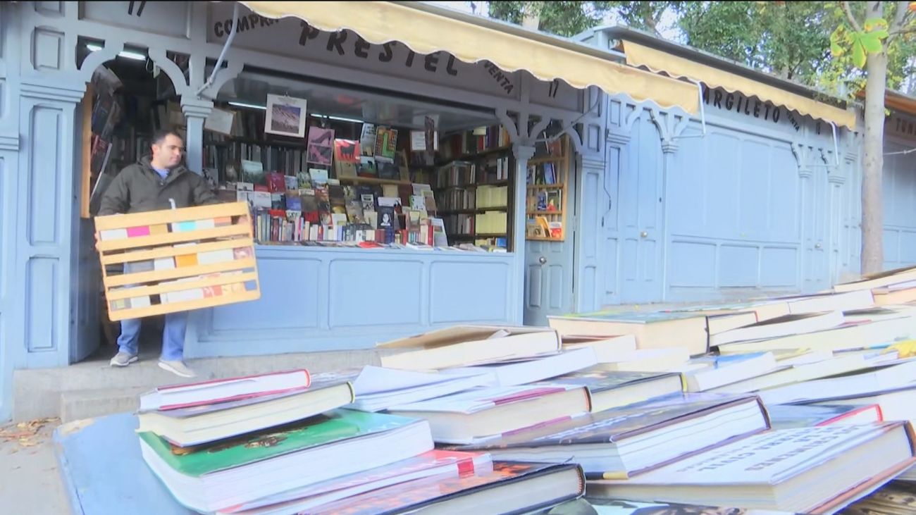 Hugo, librero y barrendero en Madrid