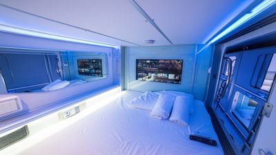 El Ayuntamiento ordena el cese del hotel cápsula de Arganzuela