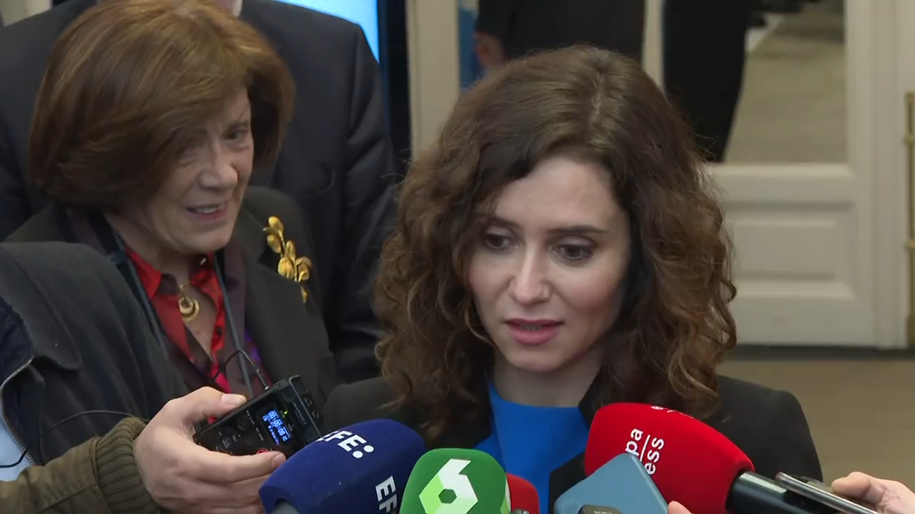 Ayuso, sobre Puigdemont: "Se están devolviendo los primeros  favores y veremos cosas que nos helarán la sangre"