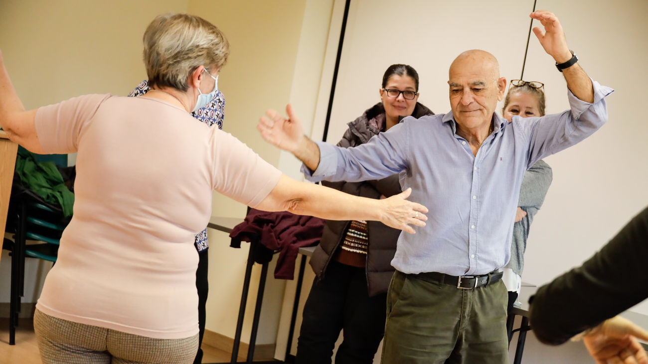 Sevillanas para mejorar la salud y reducir el riesgo de demencia en Móstoles