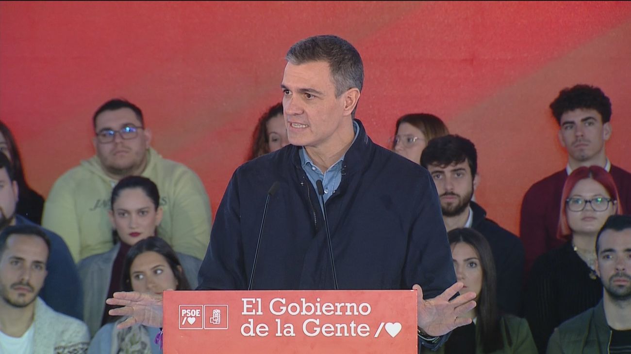 Sánchez dice que el PSOE  defiende el interés de la mayoría de  los españoles frente a las élites