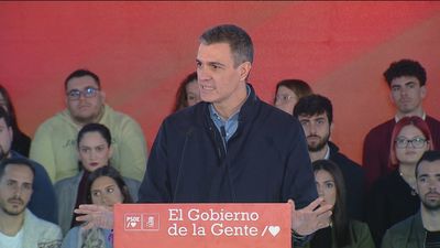 Sánchez dice que el PSOE  defiende el interés de la mayoría de  los españoles frente a las élites