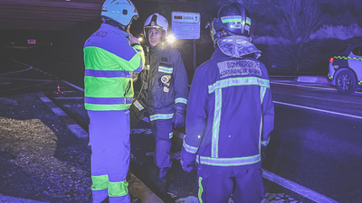 Un  muerto y tres heridos graves en Estremera  tras salirse de la vía y chocar con un talud