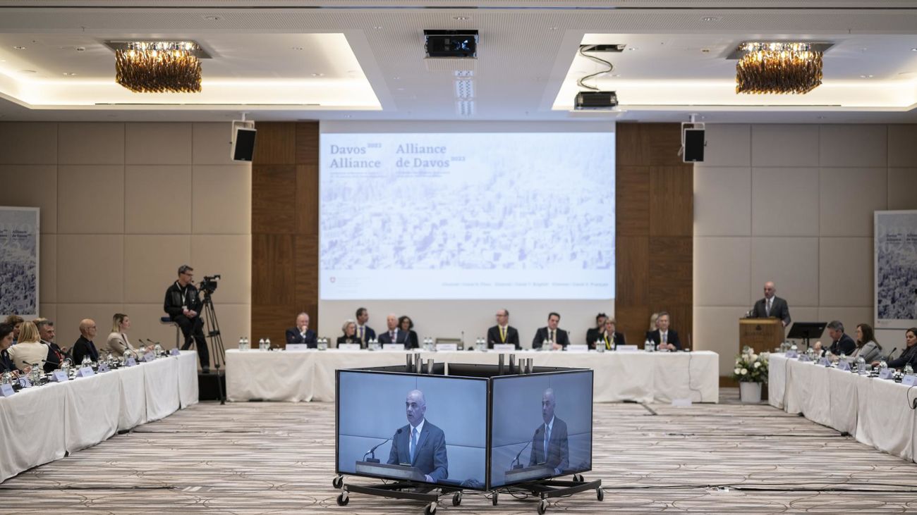 Vista general durante el discurso de apertura del Presidente Federal de Suiza, Alain Berset, en la 'Alianza de Davos'
