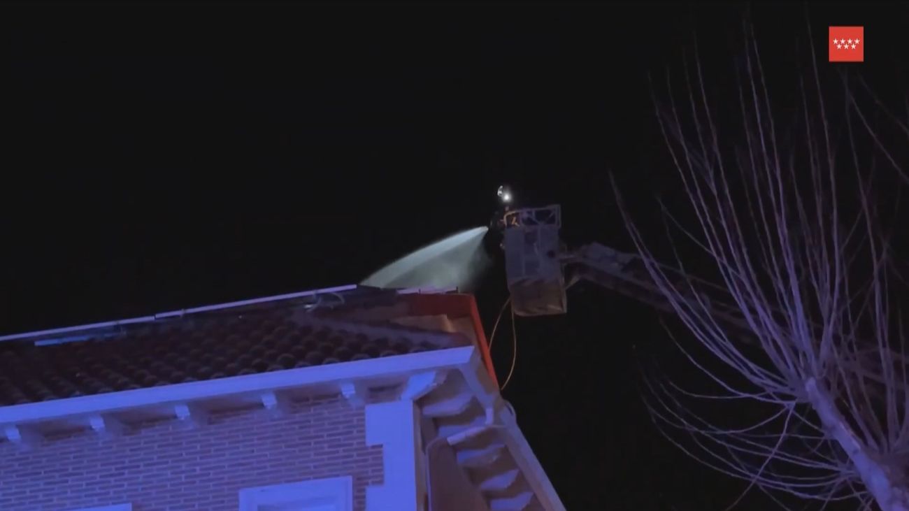 Incendio en una buhardilla de una vivienda de Pedrezuela