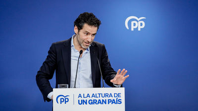 Sémper llama "irresponsable" a Gallardo y dice que tanto Castilla y León como España necesitan gobiernos que no generen "incendios"