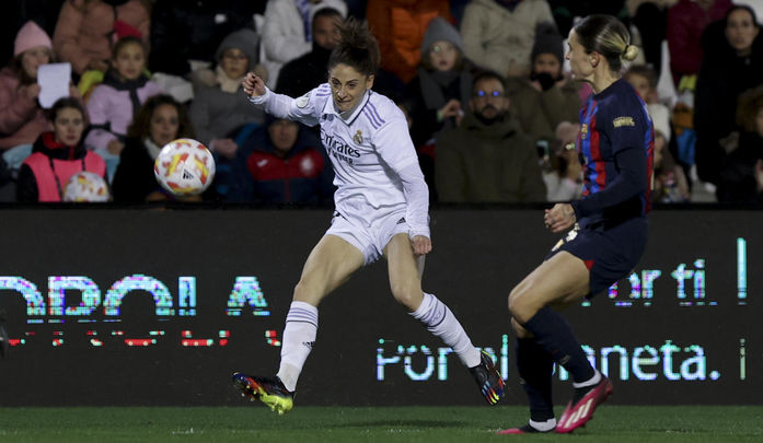 Esther González ante el Barcelona / EFE