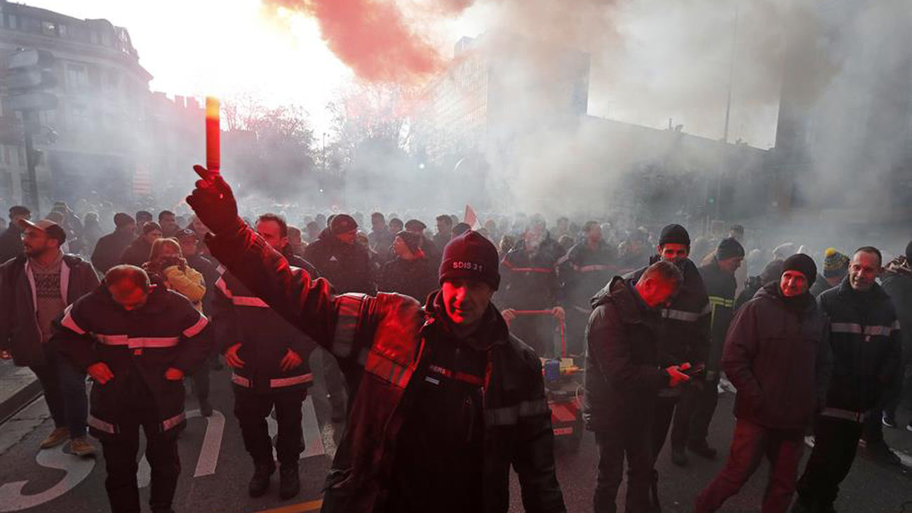 Protestas masivas en Francia contra la reforma de las pensiones del Gobierno