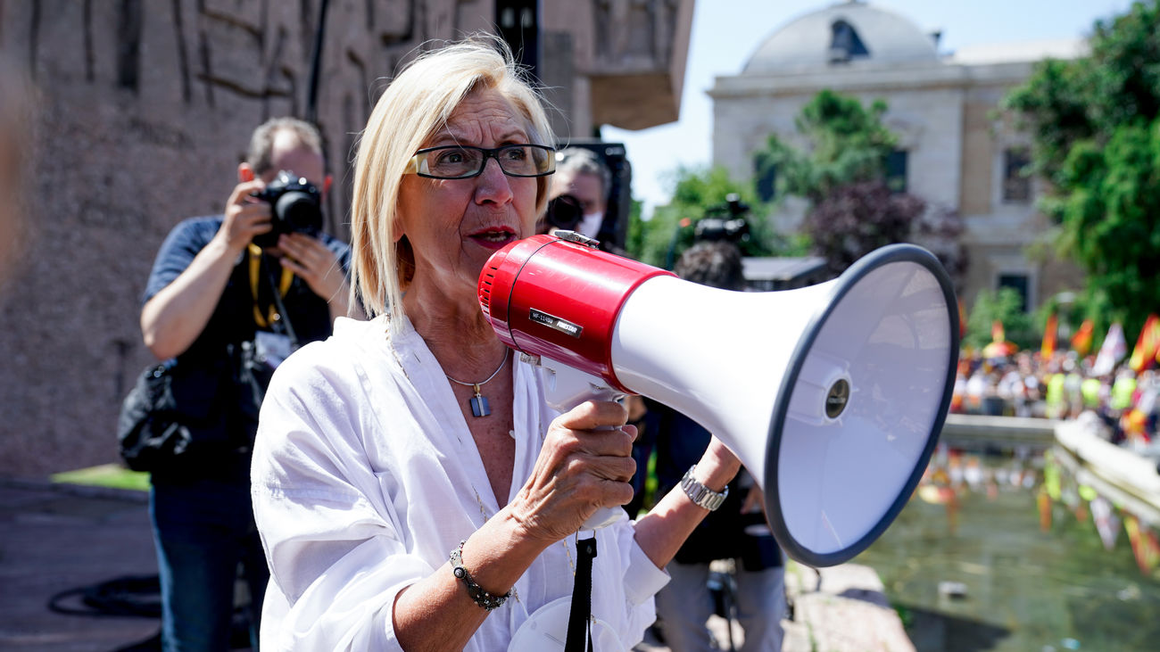 Rosa Díez, contra las reformas de Sánchez: "Nos preocupa que conviertan el Gobierno en un protectorado de delincuentes"