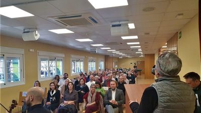 Villa de Vallecas homenajea a los colectivos que lucharon frente al Covid-19