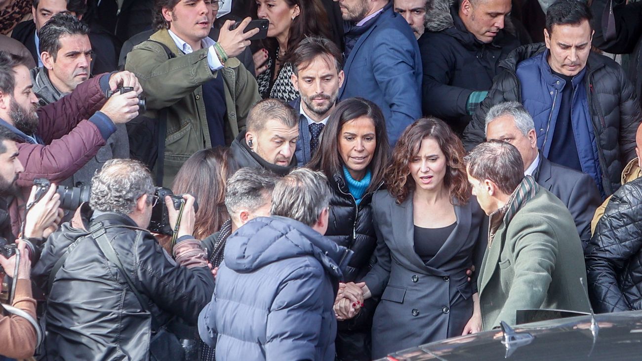 La izquierda acusa a Ayuso de "ir a provocar" a la Complutense