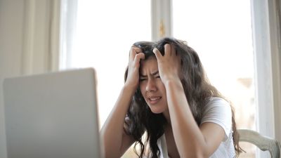 9 de cada 10 españoles no consiguen finalizar un trámite administrativo