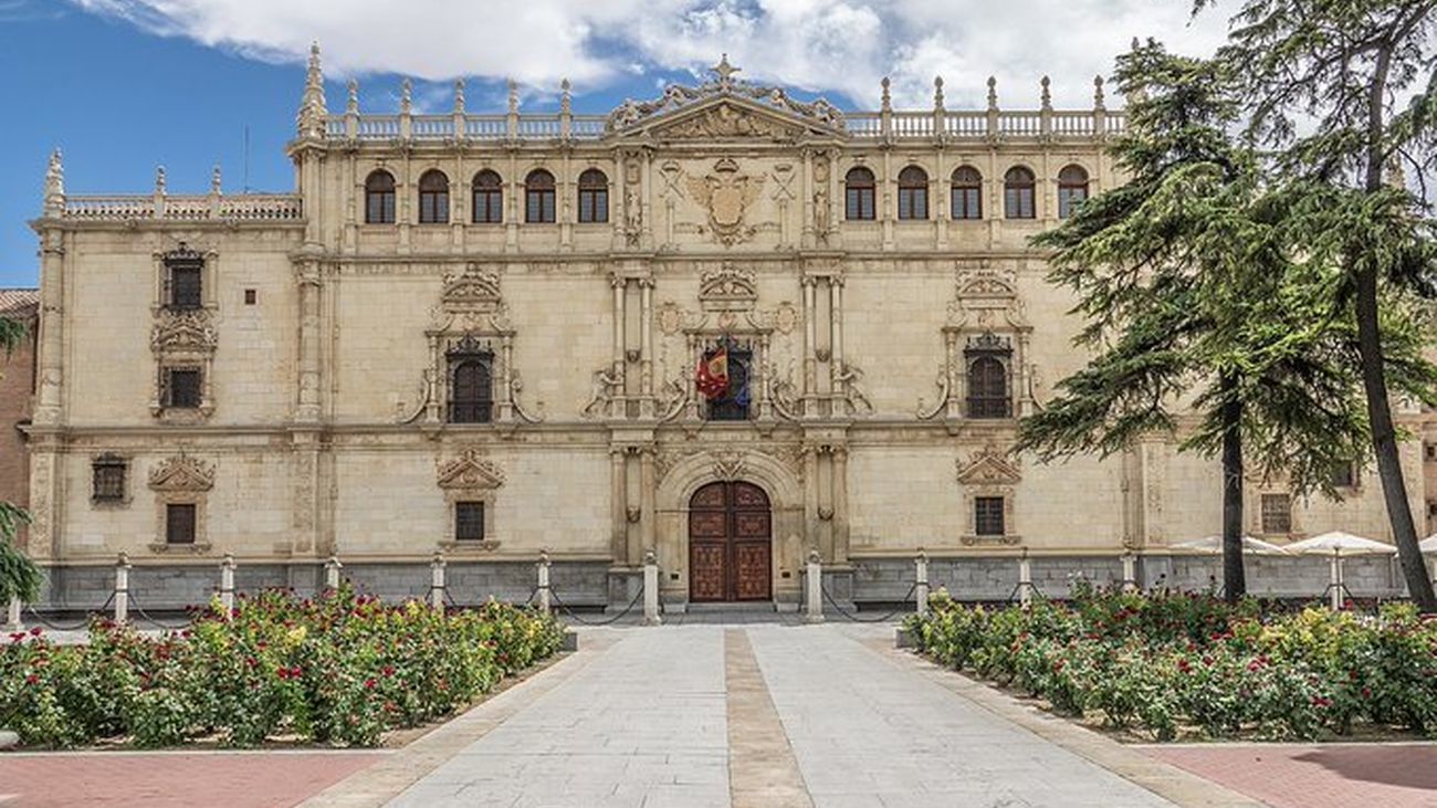 Universidad de Alcalá de Henares, fachada del Colegio Mayor de San Ildefonso